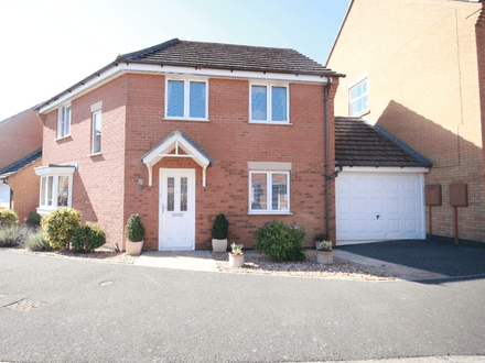 3 Bedroom Link Detached Property, Sculthorpe Close, Oakham